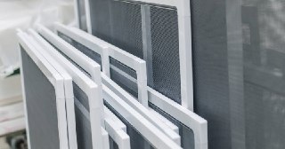 Москитные сетки на пластиковые окна Благовещенск купить по цене от 940 руб.